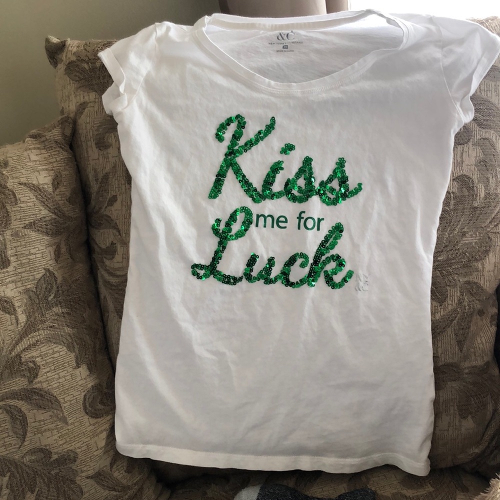 New York & Co tee shirt